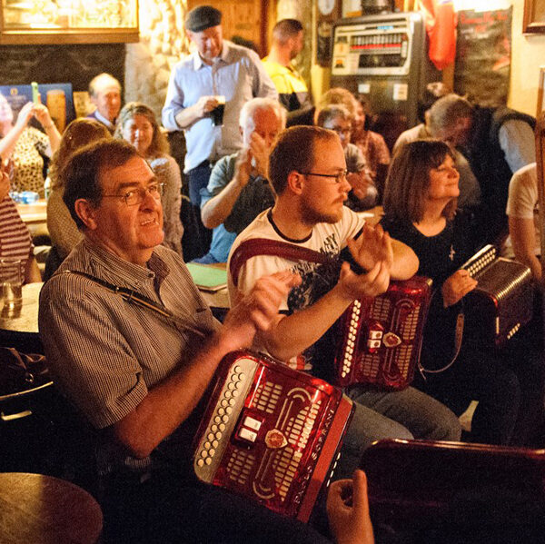 Trad session in Mollys Bar - Conamara Sea Week